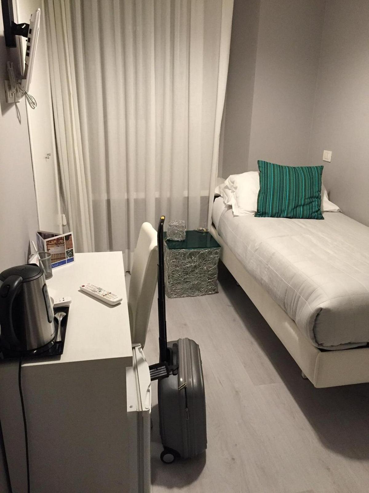 Bed and Breakfast B-Cool (Adults Only) Рим Екстер'єр фото